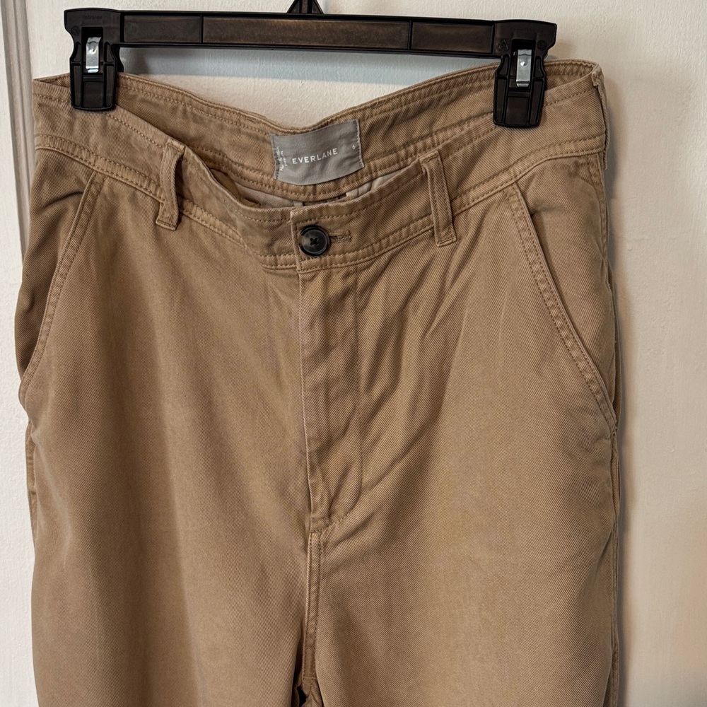 Everlane women’s butter soft Khaki utility Chinos
